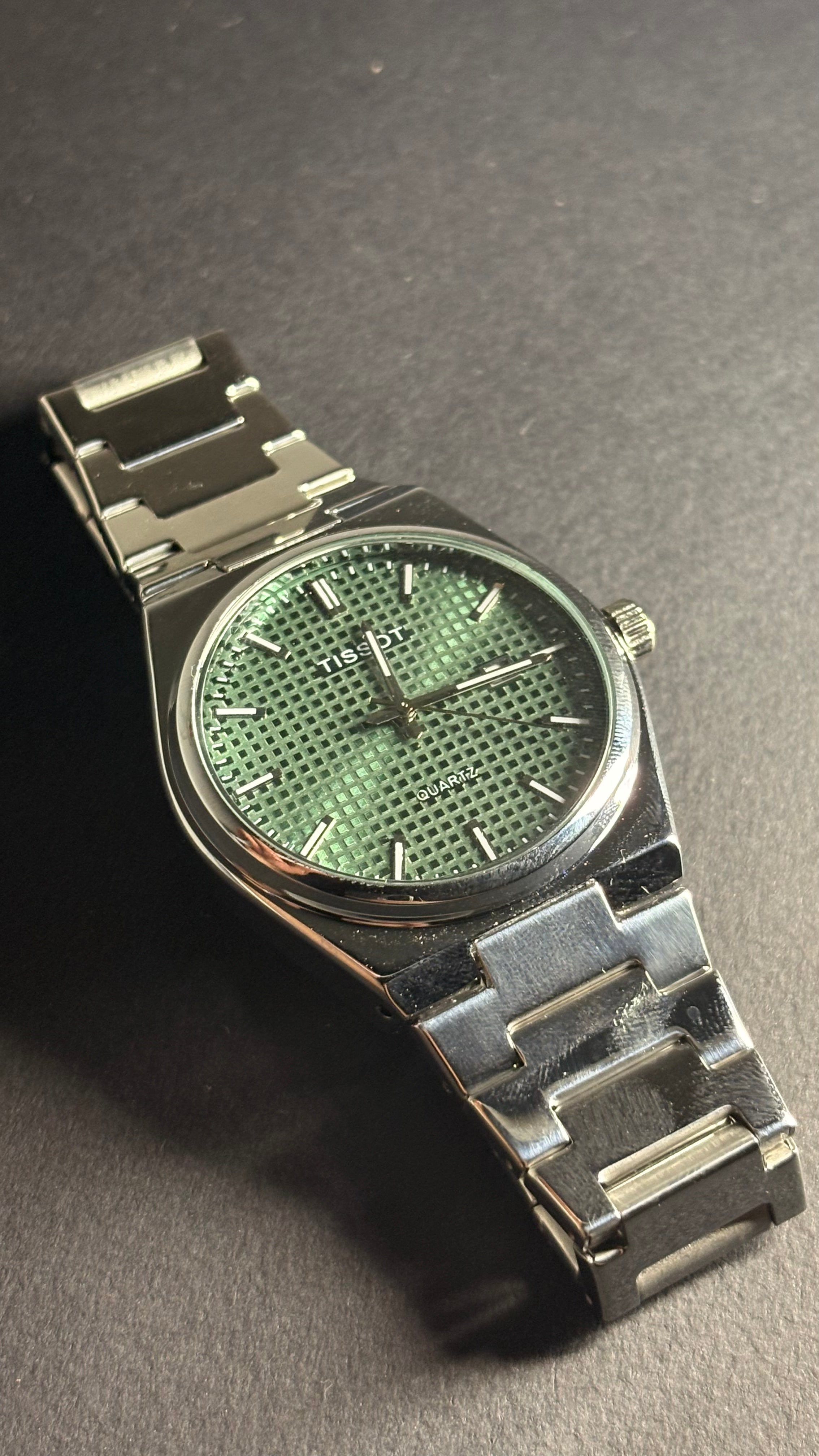 Tissot Prx Quartz - cadran vert